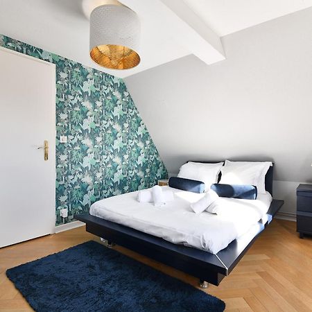 Romantique Appartement Fly Me To The Moon Colmar Bagian luar foto